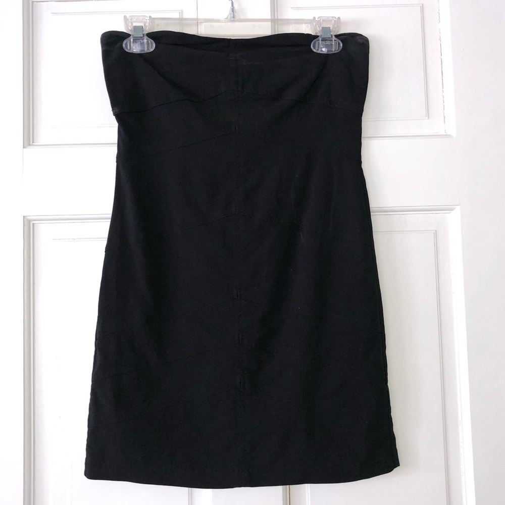 Black strapless dress